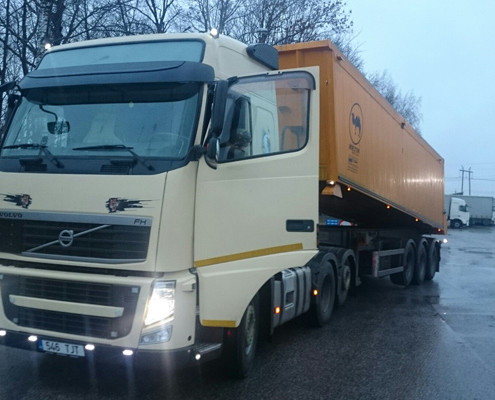 Poolhaagis kallur Volvo 6x2